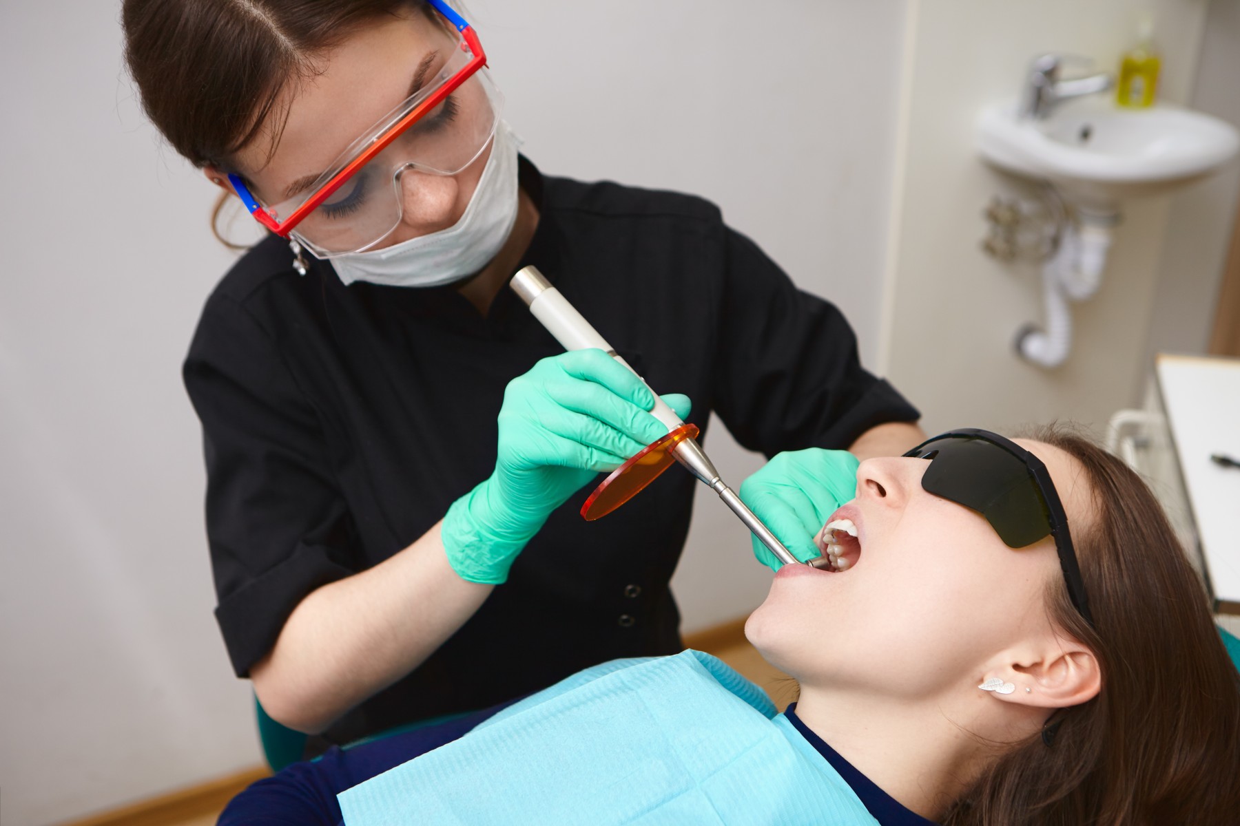 the uses and benefits of laser dentistry